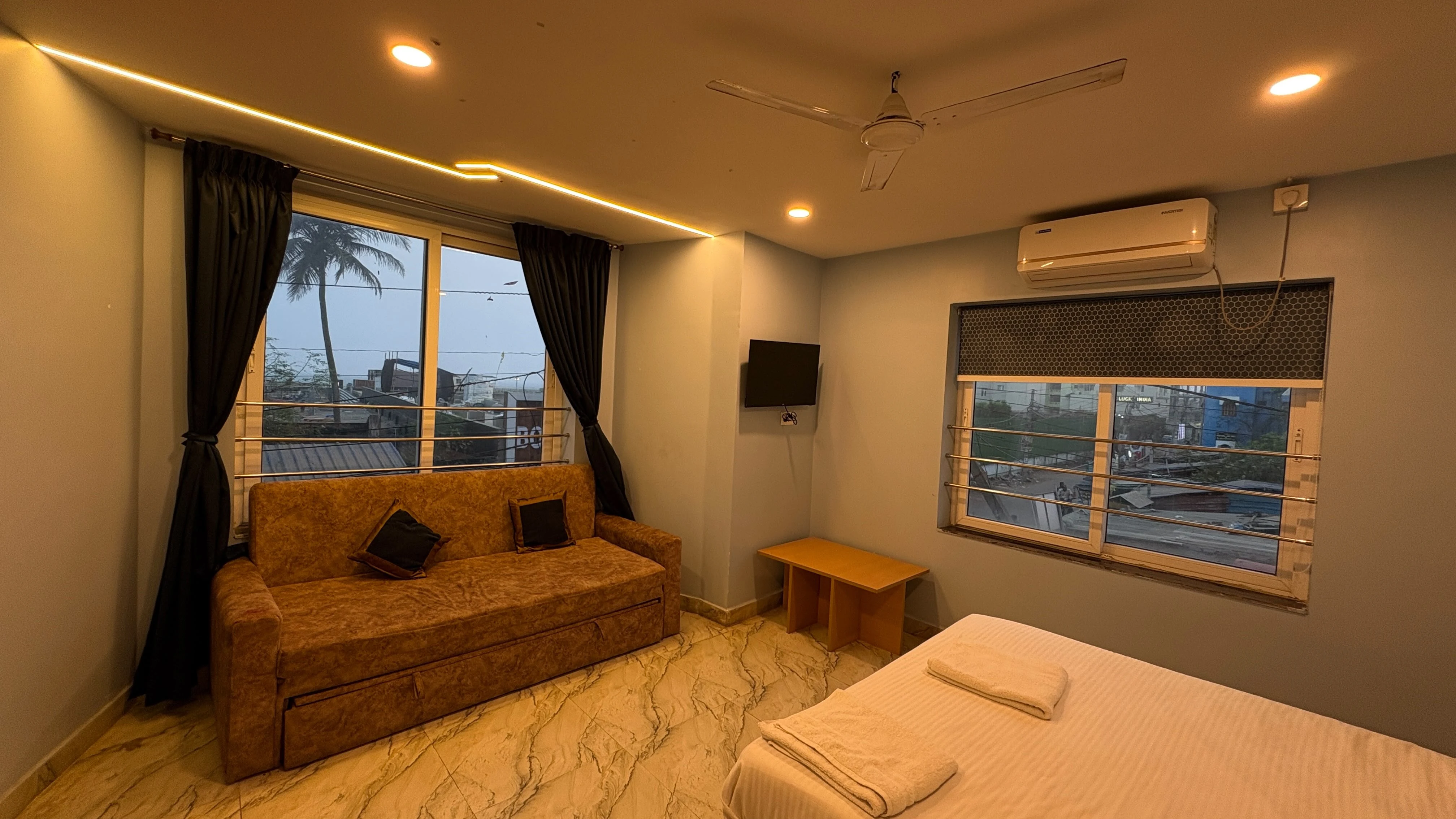 Sea-view — sofa & street view